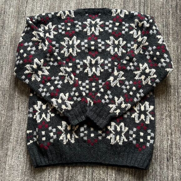Embassy Row Vintage 90's Handknit 100% Wool Sweater, Size L - Picture 2 of 6